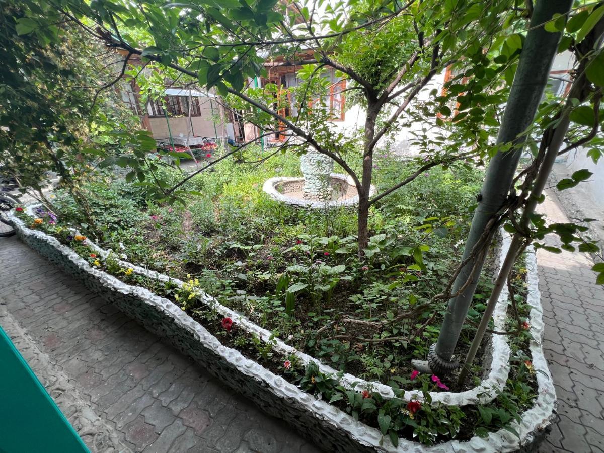 Lovely Home For You Osh Exterior photo